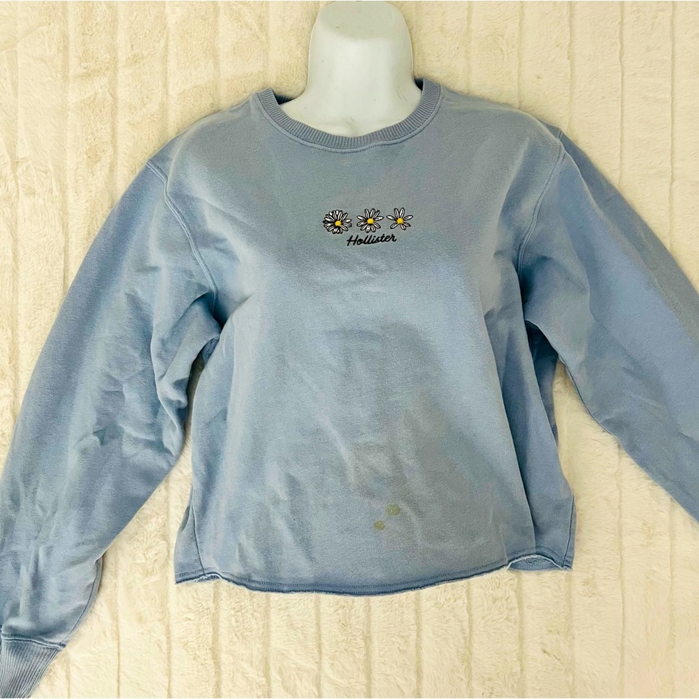 HOLLISTER CREWNECK SWEATSHIRT
